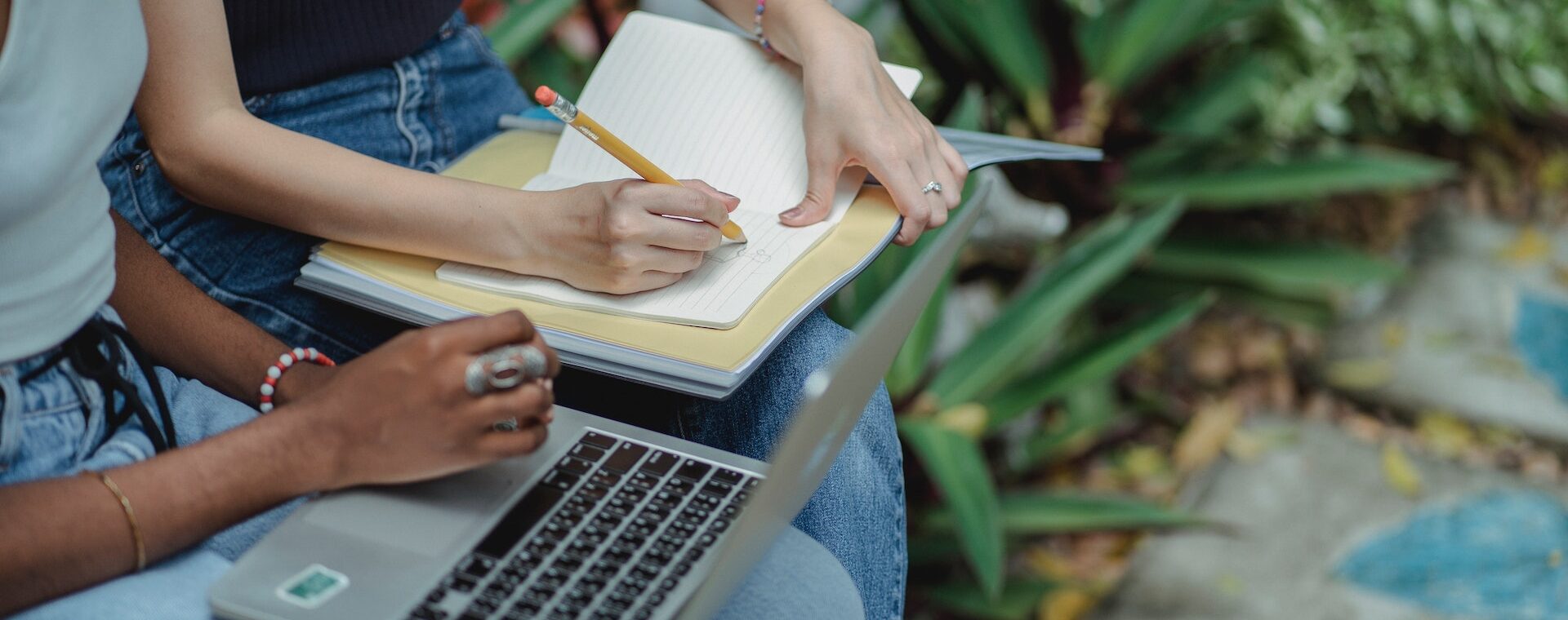 Parent-Student Relationship in College Searches